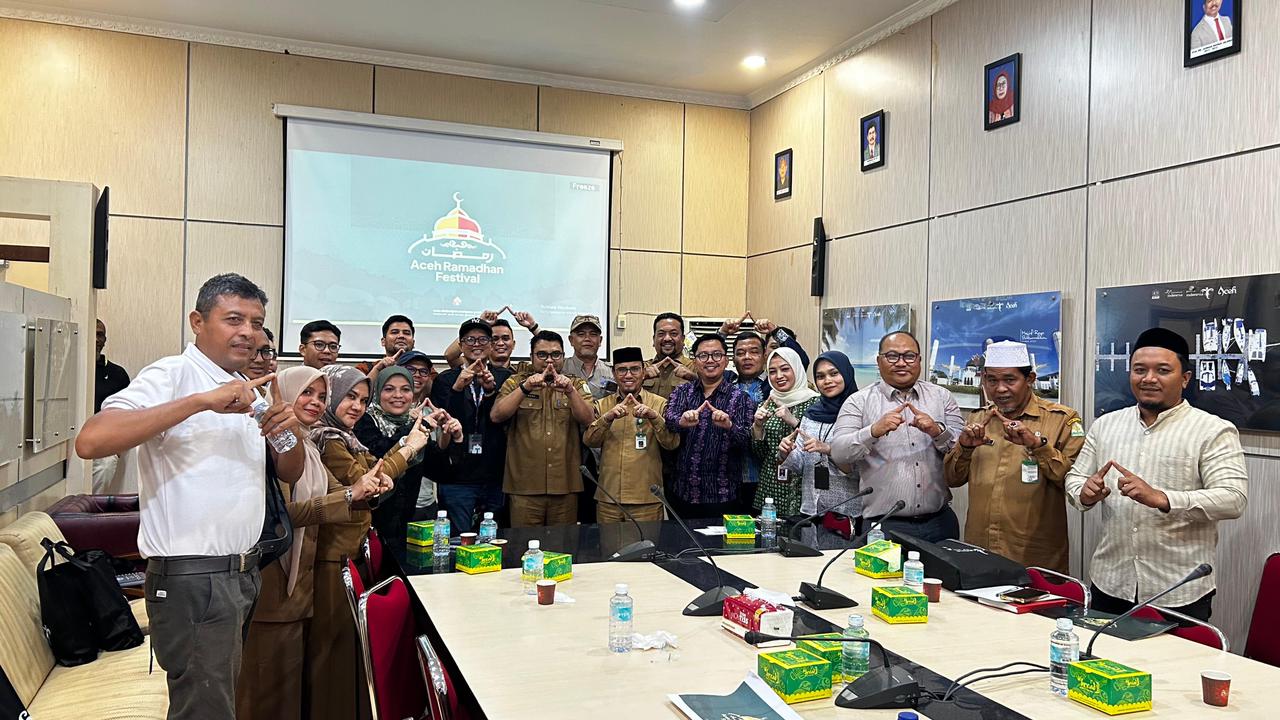 Aceh Ramadan Festival kembali masuk dalam kalender Kharisma Event Nusantara (KEN) 2026 Kementerian Pariwisata Republik Indonesia. Festival yang menjadi salah satu ikon wisata religi di Bumi Serambi Mekkah ini dijadwalkan berlangsung pada 1–7 Maret 2026 di kawasan Masjid Raya Baiturrahman, Banda Aceh.