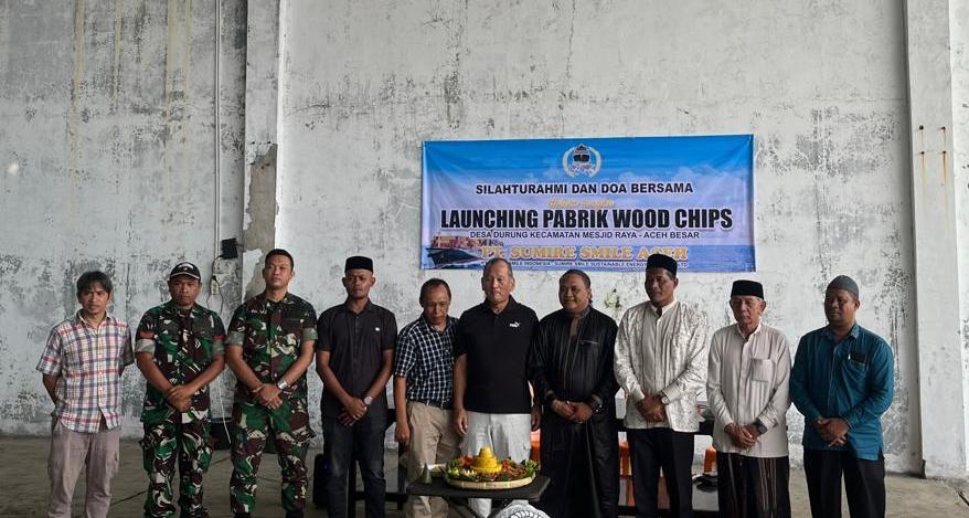 Acara peresmian ini berlangsung khidmat dengan gelaran doa bersama yang dihadiri oleh berbagai elemen masyarakat dan pemerintahan lokal. Turut hadir dalam peresmian tersebut seluruh jajaran perangkat desa, muspika Kecamatan Mesjid Raya, Imam Mukim, hingga jajaran Tuha Peut Desa Durung.