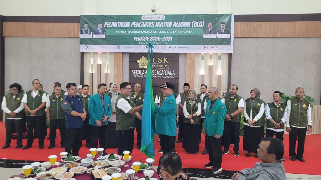 Pelantikan pengurus Ikatan Alumni Sekolah Pasca Sarjana Universitas Syiah Kuala (IKA SPS USK) periode 2026-2031, Sabtu, 25 April 2026 di Gedung Prof. Dr. Ibrahim Hasan, MBA, Darussalam, Banda Aceh.