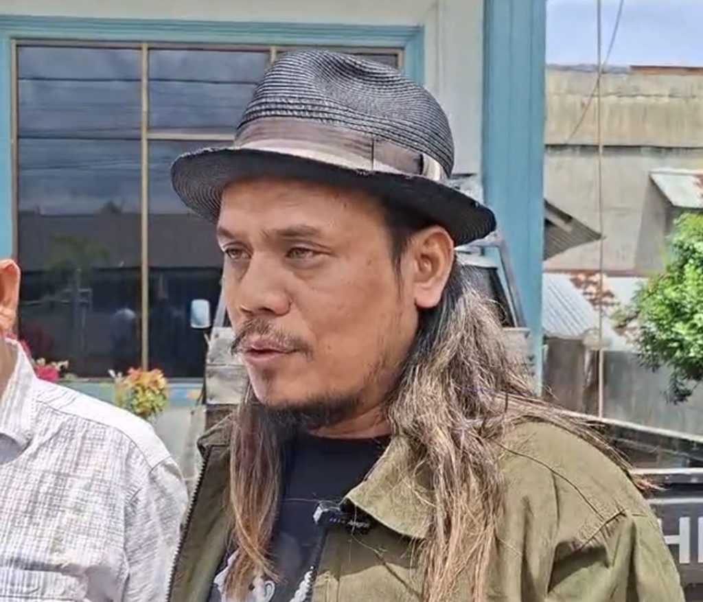 Berdasarkan amatannya, terdapat tiga nama anggota dewan yang dinilai sangat memenuhi kriteria ideal sebagai Ketua DPRA. Ketiga kandidat tersebut adalah Saiful Bahri (Pon Yahya), H. Hendri Muliana, serta Nazaruddin (Tgk Agam).