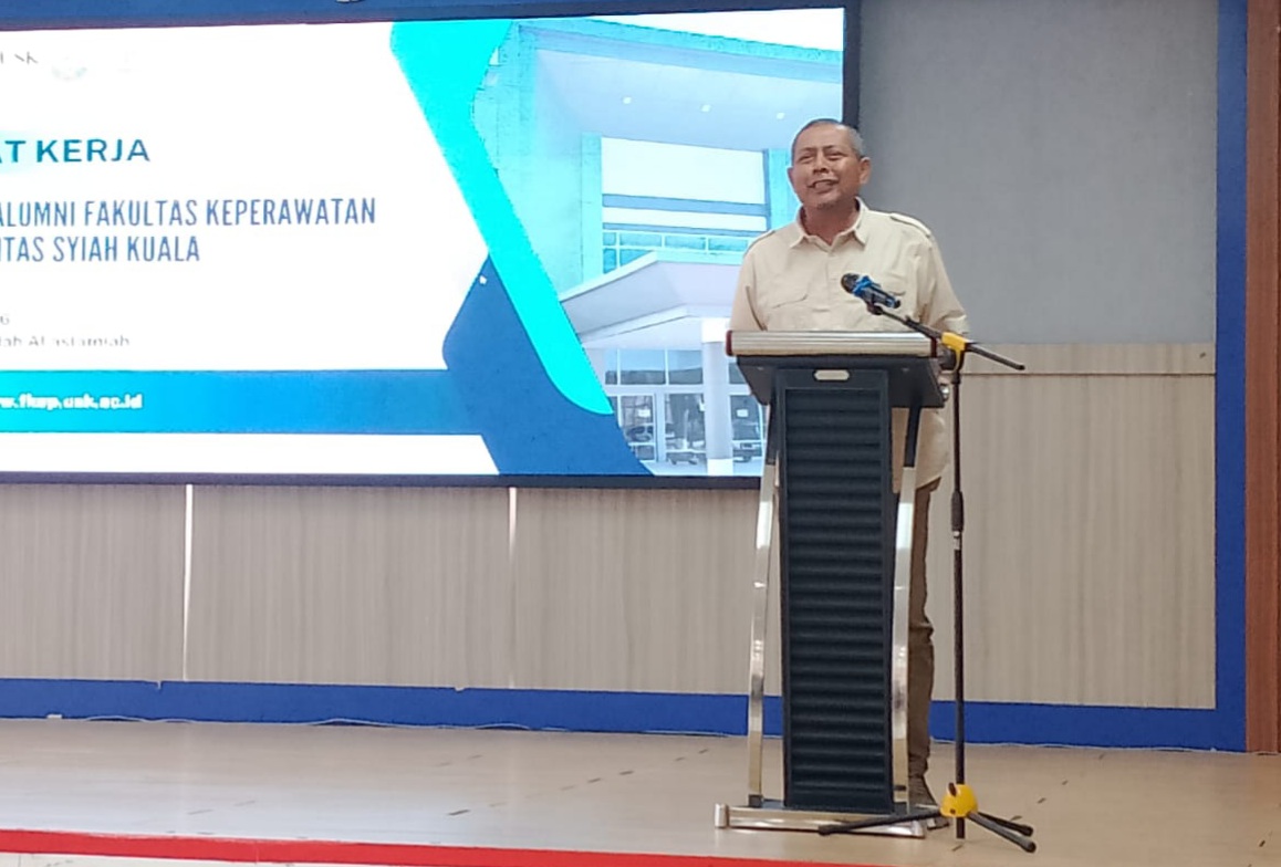 Ketua Umum Pengurus Pusat Ikatan Alumni Universitas Syiah Kuala (PP IKA USK) Amal Hasan, SE, M.Si meminta kepada Forum IKA Fakultas di lingkungan USK untuk saling berkoordinasi dan berkolaborasi dalam menyelesaikan berbagai persoalan di kampus.