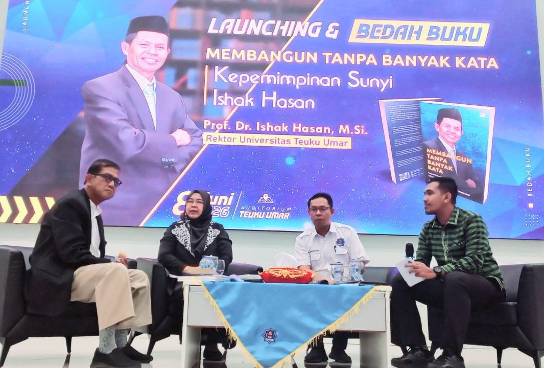 Universitas Teuku Umar (UTU) meluncurkan dan membedah buku Membangun Tanpa Banyak Kata: Kepemimpinan Sunyi Ishak Hasan di Auditorium Teuku Umar, Meulaboh, Senin (8/6/2026).