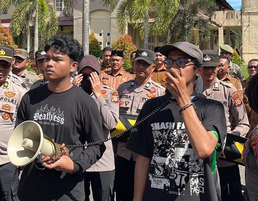 Aliansi Rakyat Nagan Raya untuk Beutong Ateuh Banggalang (RANUB) menagih komitmen nyata Pemerintah Kabupaten Nagan Raya pasca-penandatanganan Petisi Rakyat.