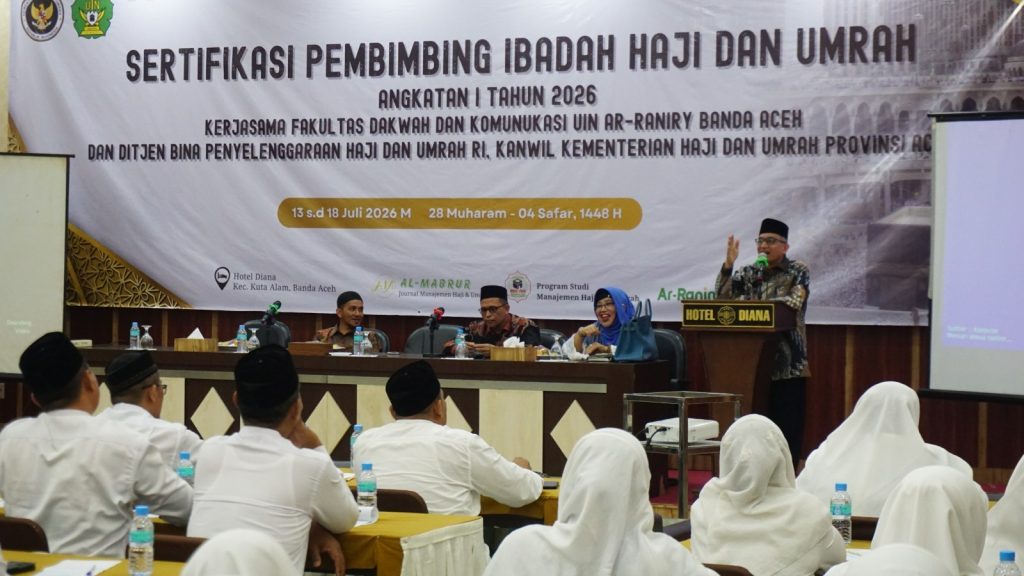 Fakultas Dakwah dan Komunikasi (FDK) Universitas Islam Negeri (UIN) Ar-Raniry Banda Aceh menyelenggarakan Sertifikasi Pembimbing Ibadah Haji dan Umrah Angkatan I Tahun 2026 di Aula Meeting Room Hotel Diana, Banda Aceh (14/7/2026).