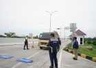 Kendaraan yang Over Dimension Over Loading (ODOL) masih menjadi salah satu tantangan dalam penyelenggaraan jalan tol karena berpotensi meningkatkan risiko kecelakaan serta berdampak terhadap keberlanjutan kualitas layanan infrastruktur jalan tol.