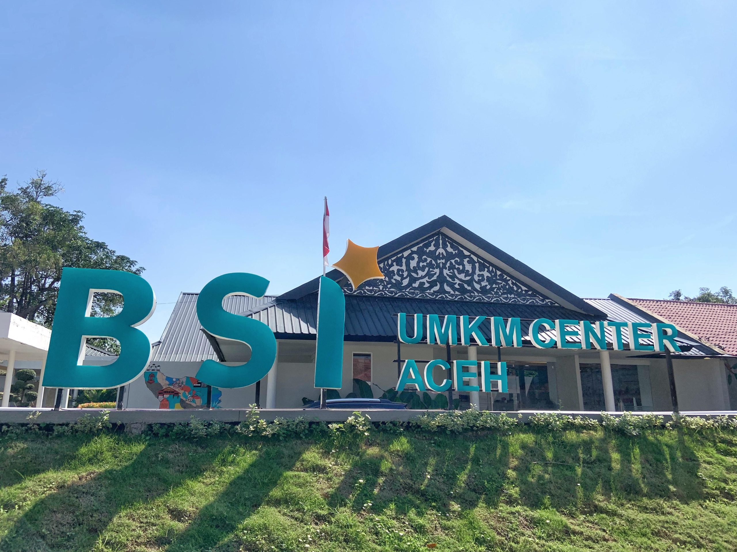 PT Bank Syariah Indonesia (Persero)Tbk (BSI) bersama Danantara Indonesia mempercepat penguatan ekonomi kerakyatan dengan membangun ekosistem pemberdayaan UMKM yang terintegrasi.